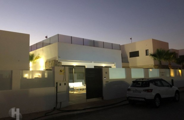 Resale - Detached House / Villa - Santiago de la Ribera - San Javier