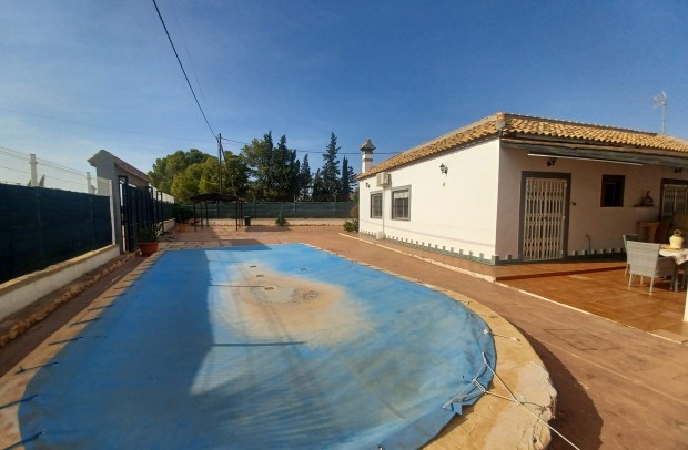 Resale - Detached House / Villa - Cueves De Marin