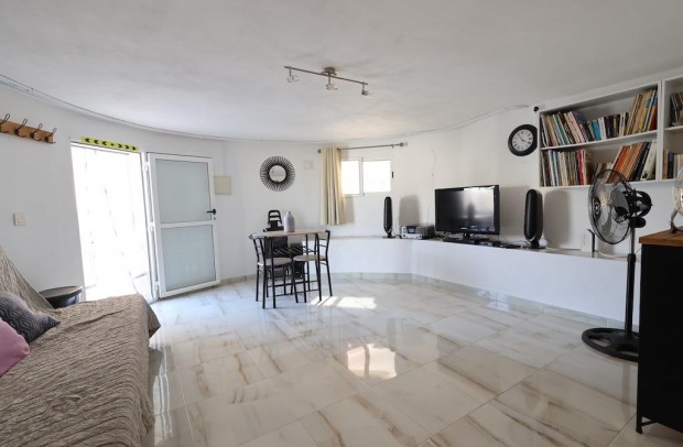 Resale - Detached House / Villa - Ciudad Quesada - CENTRO