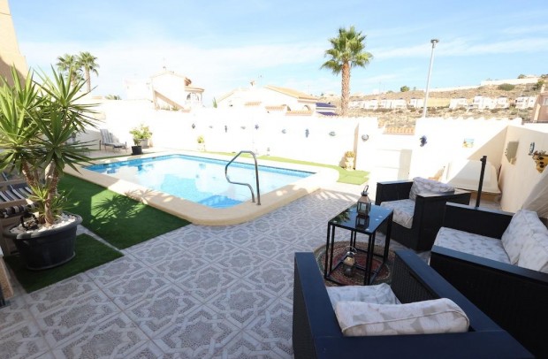 Resale - Detached House / Villa - Ciudad Quesada - CENTRO