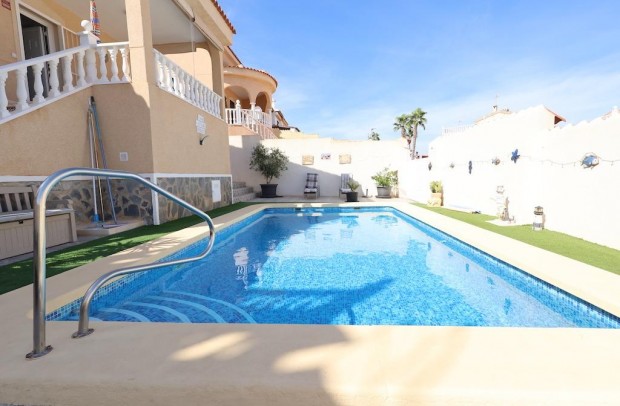 Revente - Detached House / Villa - Ciudad Quesada - CENTRO