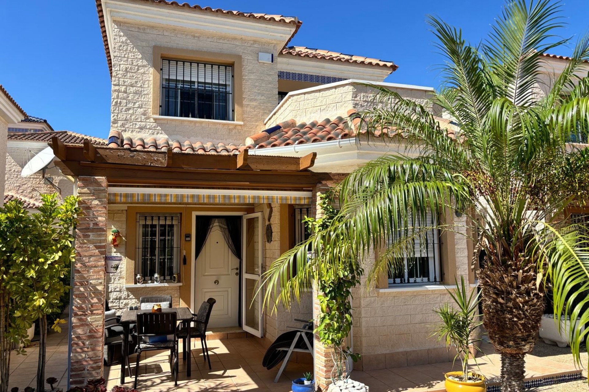 Vrijstaande Villa in Guardamar del Segura Wederverkoop Costa Blanca Zuid