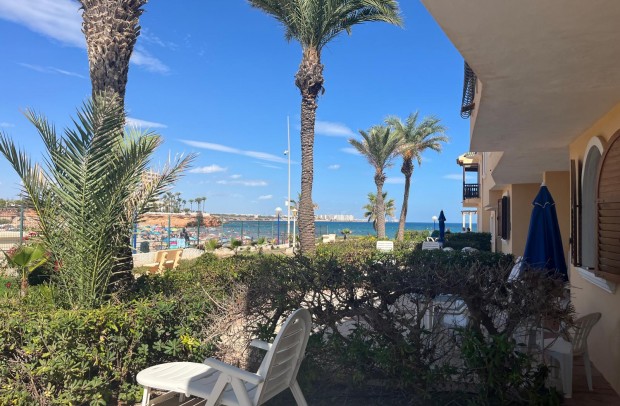 Resale - Apartment - La Zenia - Orihuela Costa