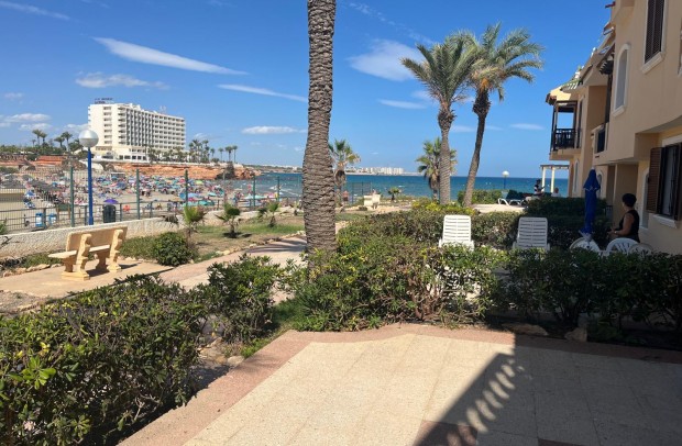 Resale - Apartment - La Zenia - Orihuela Costa