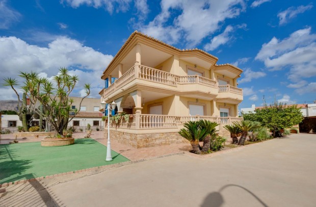 Reventa - Detached House / Villa - Orihuela - Hurchillo