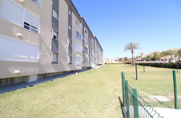 Revente - Apartment - Torrevieja - Punta Prima