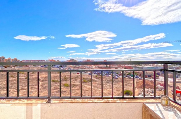 Resale - Apartment - Torrevieja - Torrelamata - La Mata