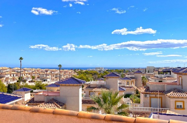 Revente - Detached House / Villa - Orihuela Costa - La Zenia