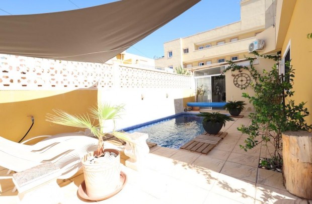 Resale - Town house - Orihuela Costa - Lomas de Cabo Roig