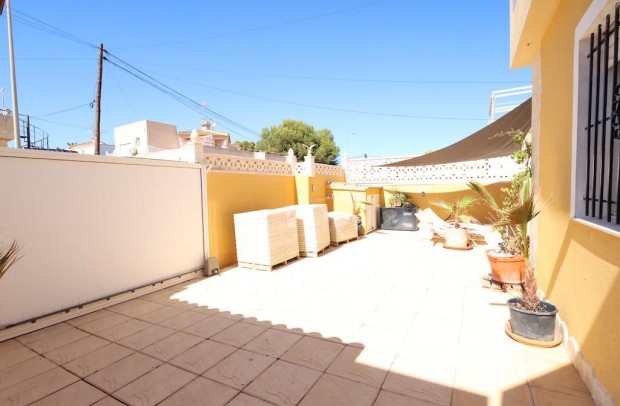 Resale - Town house - Orihuela Costa - Lomas de Cabo Roig