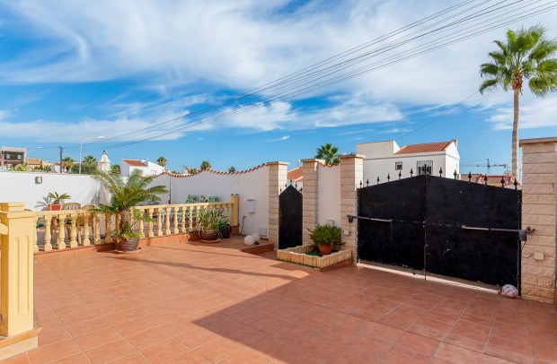 Reventa - Detached House / Villa - Ciudad Quesada