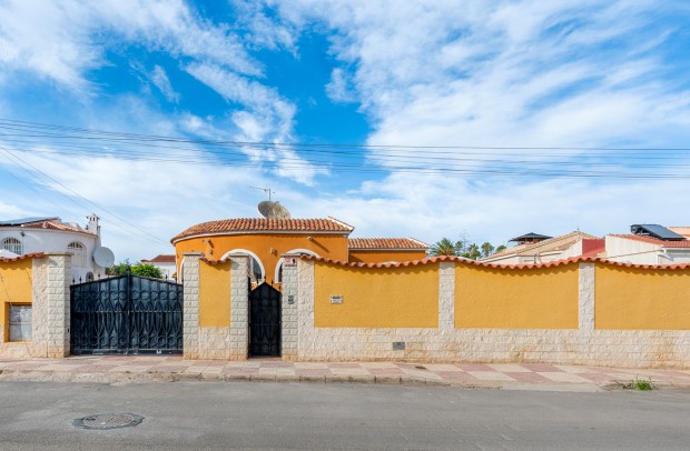 Reventa - Detached House / Villa - Ciudad Quesada