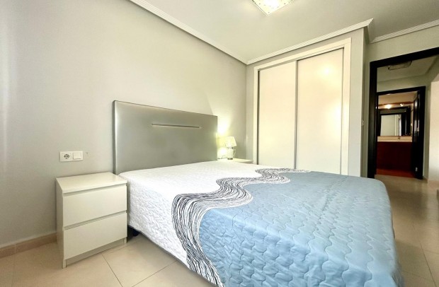 Resale - Apartment - Orihuela Costa - La Zenia