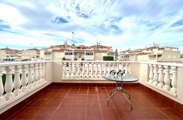 Resale - Apartment - Orihuela Costa - La Zenia