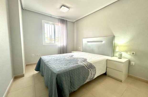 Resale - Apartment - Orihuela Costa - La Zenia