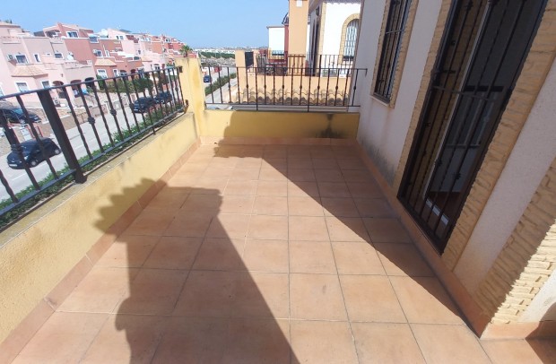 Revente - Detached House / Villa - Los Montesinos - La Herada