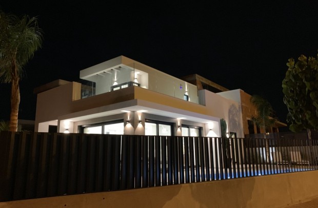 Nouvelle construction - Detached House / Villa - Daya Nueva - Pueblo