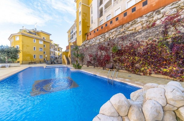 Resale - Apartment - Orihuela Costa - Campoamor