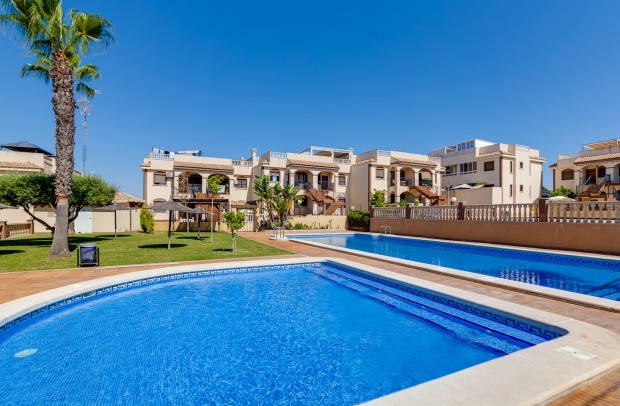 Resale - Bungalow - Torrevieja - Sector 25