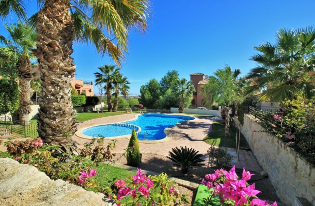 Reventa - Detached House / Villa - San Miguel de Salinas