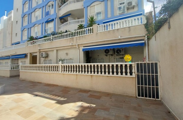 Reventa - Apartment - Torrevieja - Playa de los Locos