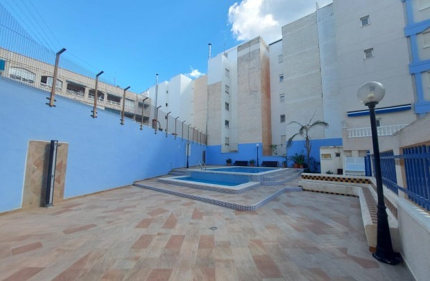 Reventa - Apartment - Torrevieja - Playa de los Locos