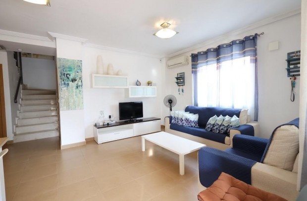 Resale - Town house - Orihuela Costa - Punta Prima