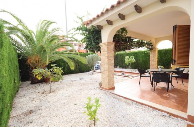 Resale - Town house - Orihuela Costa - Punta Prima