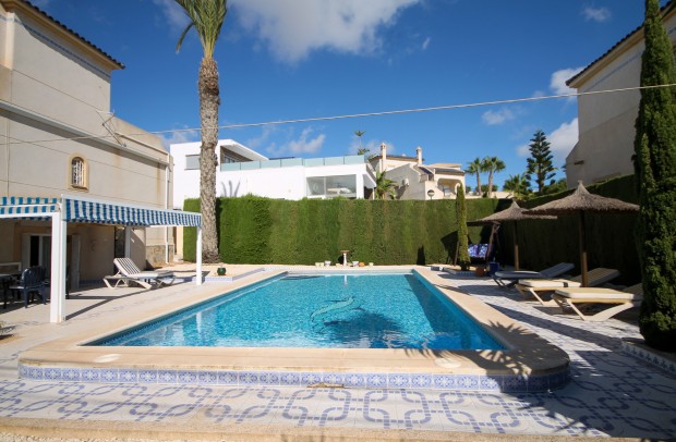 Reventa - Detached House / Villa - San Miguel de Salinas