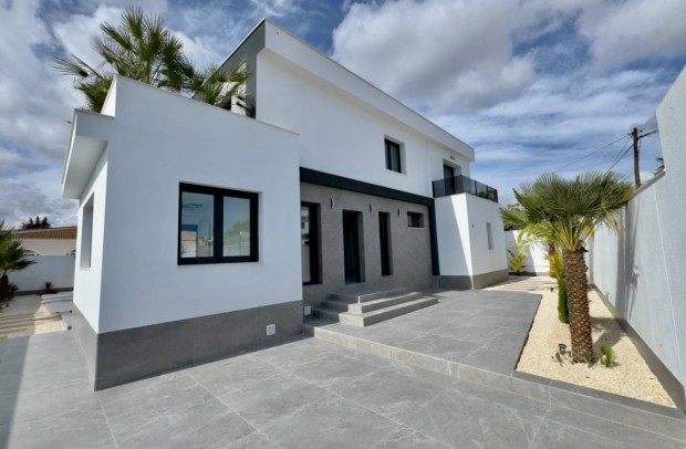 Reventa - Detached House / Villa - Ciudad Quesada