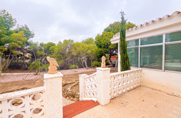 Resale - Detached House / Villa - Torrevieja - Los Balcones - Los Altos del Edén