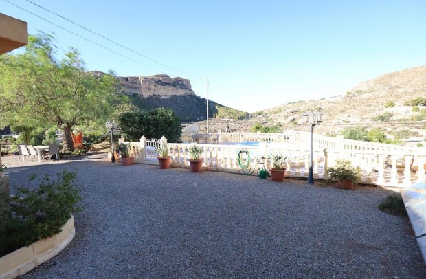 Resale - Detached House / Villa - Crevillent - Crevillente