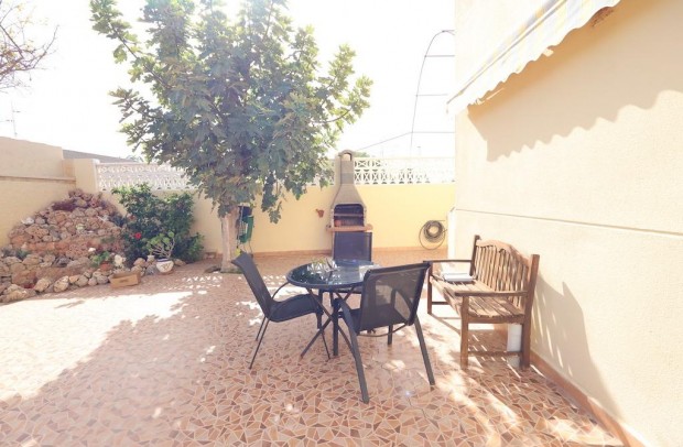 Resale - Detached House / Villa - Orihuela Costa - Playa Flamenca