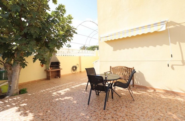 Resale - Detached House / Villa - Orihuela Costa - Playa Flamenca