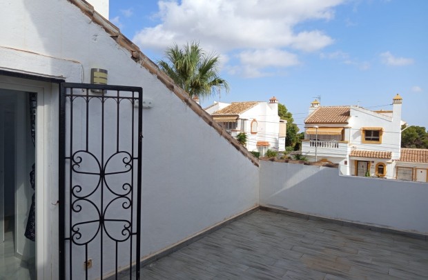 Resale - Townhouse - Orihuela Costa - Villamartin