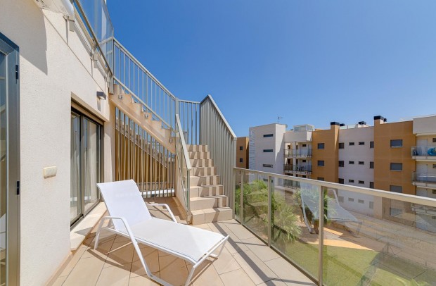 Resale - Apartment - Orihuela Costa - Villamartín