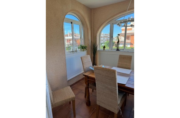 Resale - Apartment - Punta Prima