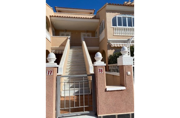 Resale - Apartment - Punta Prima