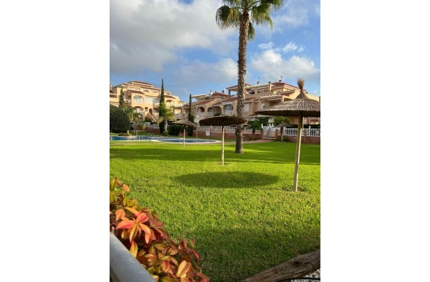 Resale - Apartment - Punta Prima