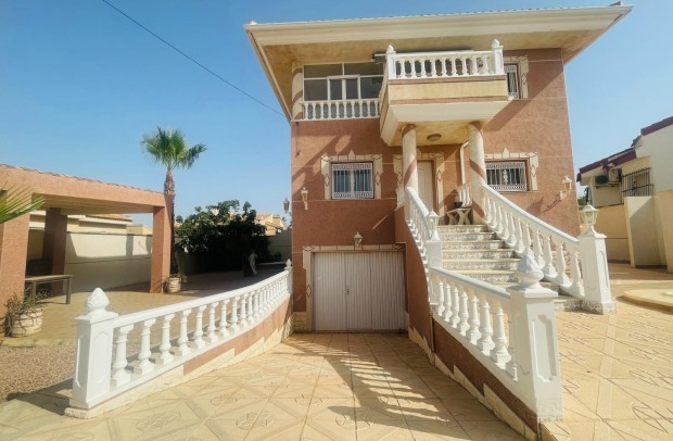 Revente - Detached House / Villa - Ciudad Quesada