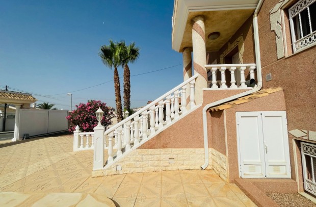 Revente - Detached House / Villa - Ciudad Quesada