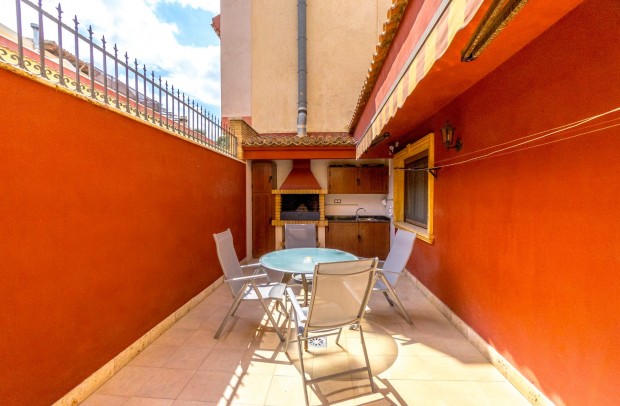 Resale - Detached House / Villa - Orihuela - La Aparecida