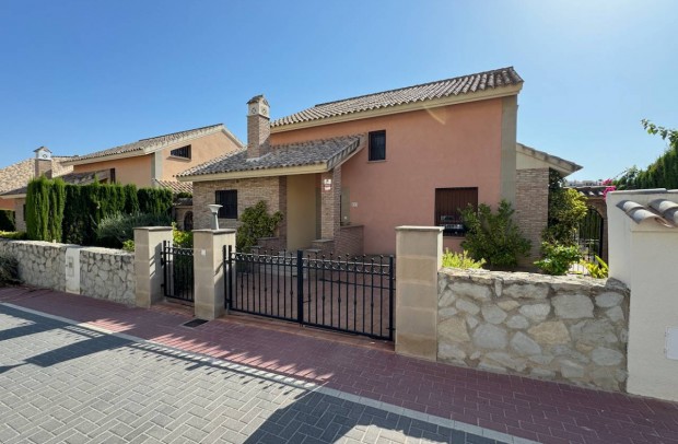 Resale - Detached House / Villa - La Finca Golf - La Finca Golf Resort