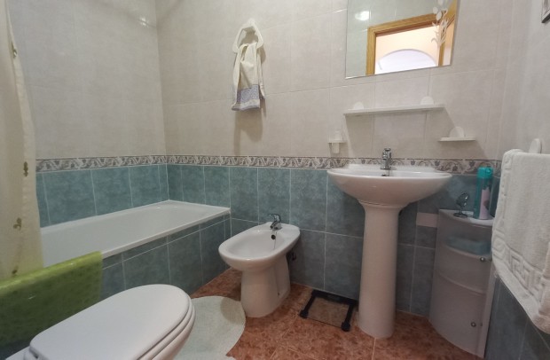 Resale - Apartment - Los Montesinos - La Herrada