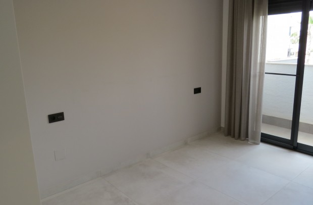 Resale - Apartment - Guardamar del Segura - EL RASO