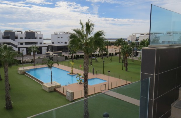 Resale - Apartment - Guardamar del Segura - EL RASO