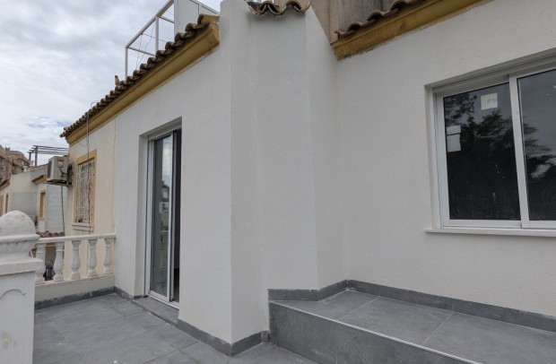 Resale - Semi-Detached - Torrevieja