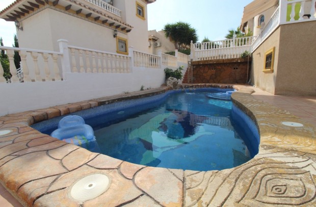 Revente - Detached House / Villa - Orihuela Costa - La Zenia