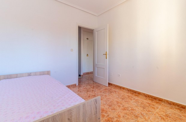 Resale - Town house - Torrevieja - Aguas Nuevas