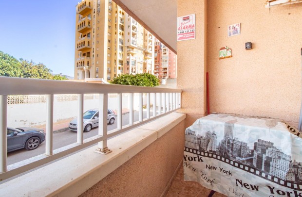 Revente - Apartment - Torrevieja - Playa de los locos